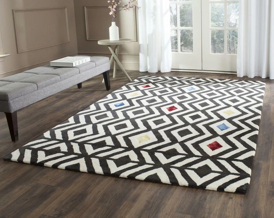 Trellis Black & White Modern Handmade Hand-Tufted 100% Wool Soft Area Rug Carpet - Image 4 of 4