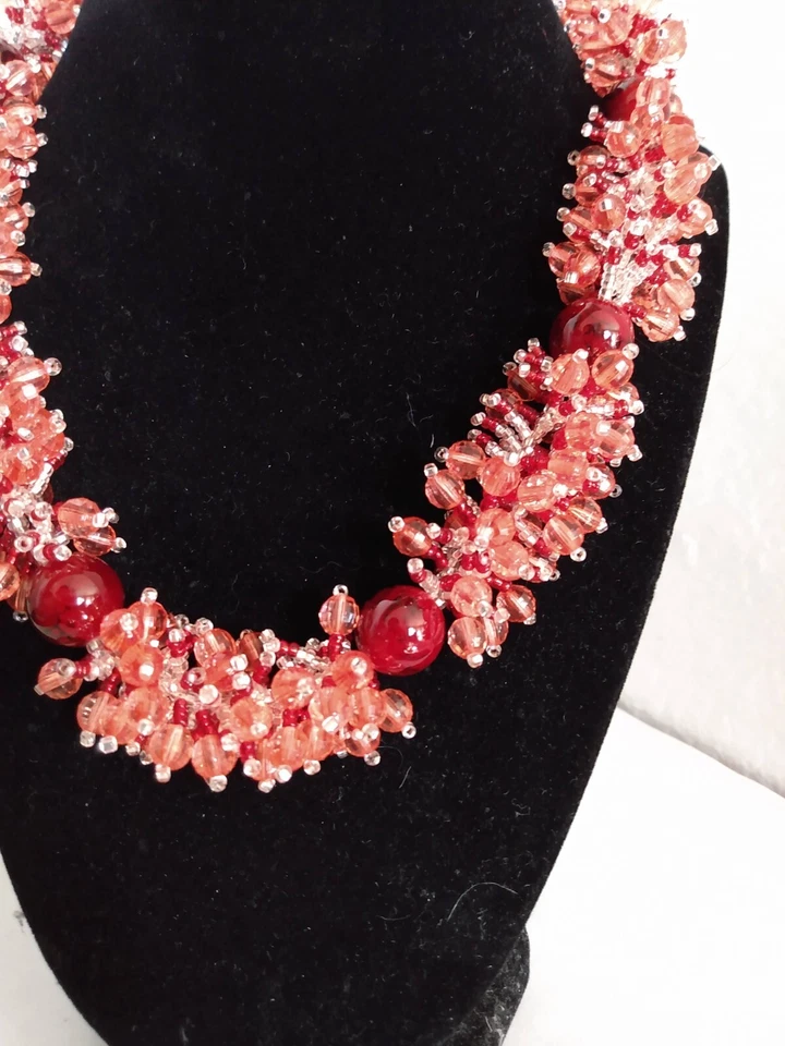 36 - Collar Gargantilla Hecho a Mano Rojo Rosa Semilla Perla Grueso Cuentas Fiesta Declaración  Foto 2 de 4