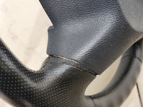 Ford BA BF Falcon XR6 XR8 XR Sports Black Leather Steering Wheel **WORN** - Picture 17 of 17