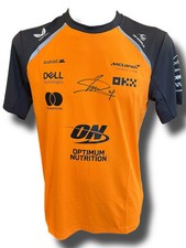 LANDO NORRIS SIGNED MCLAREN CASTORE FORMULA 1 T-SHIRT (ACG CERT AG16978)