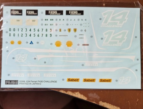 1/24 Fujimi Decalbogen Ferrari F430 Challenge mit Reifenlogos