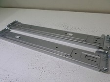 Dell PowerVault MD01078 Left and Right Server Rail Kit 07WJ8N 0JRJ9P