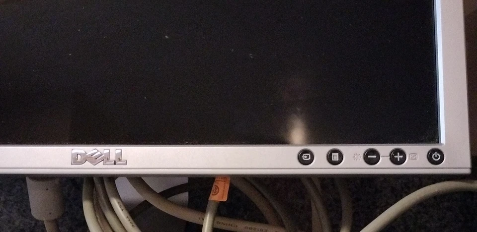  Dell SP1908FPT Flat Panel Monitor 19"  - Image 3 of 4