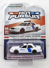 2011 FORD CROWN VICTORIA POLICE INTERCEPTOR * NEW Greenlight 1:64 * Homeland Sec