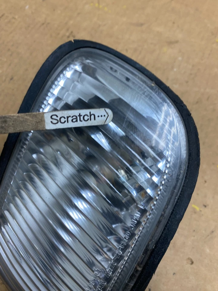 Nissan Máxima 1997-1999 conductor izquierdo esquina izquierda intermitente OEM N6140 DW Foto 4 de 4