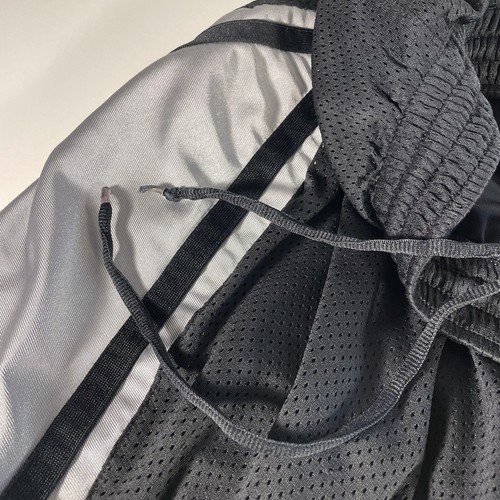 VINTAGE RARE GRAY TAG Nike Men’s XL Basketball Shorts Black Silver Mesh Silky - Picture 9 of 9