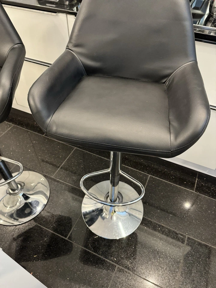 Barhocker 2er set höhenverstellbar - Kunstleder schwarz - massives Stahlgestell - Bild 3 von 4