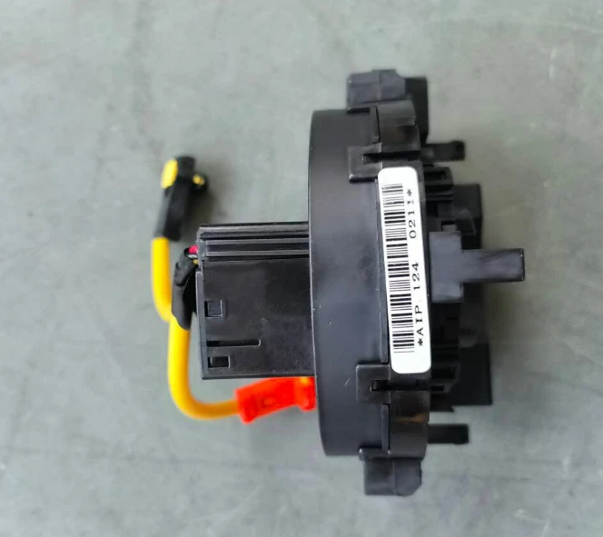 Carrete de cable espiral SRS para resorte de reloj Toyota Corolla 2014 2015 2016 2017 2018 Foto 2 de 4