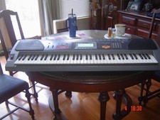 CASIO WK-1250 Electronic Keyboard 73 Key 100...