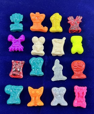 Vintage Crazy Bones Figures Lot of 16 with Coffin Case Glo Worm Monster Gogo's