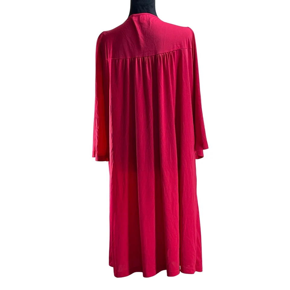 Camisón Miss Elaine Classics Rojo Bordado Manga Larga Botón Delantero Foto 3 de 4