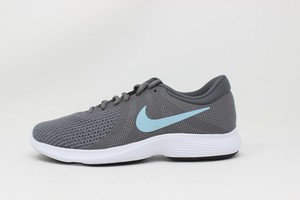 nike revolution 4 wide
