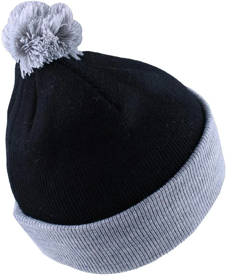 Dope Couture Bougie Crew Woven "F a 9 to 5 Job" Label Pom Beanie - Imagem 3 de 3
