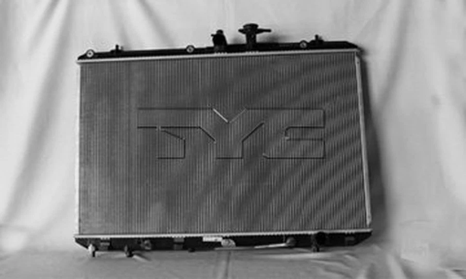 Conjunto de radiador TYC 13024 para Toyota Highlander 08-10 Foto 3 de 4