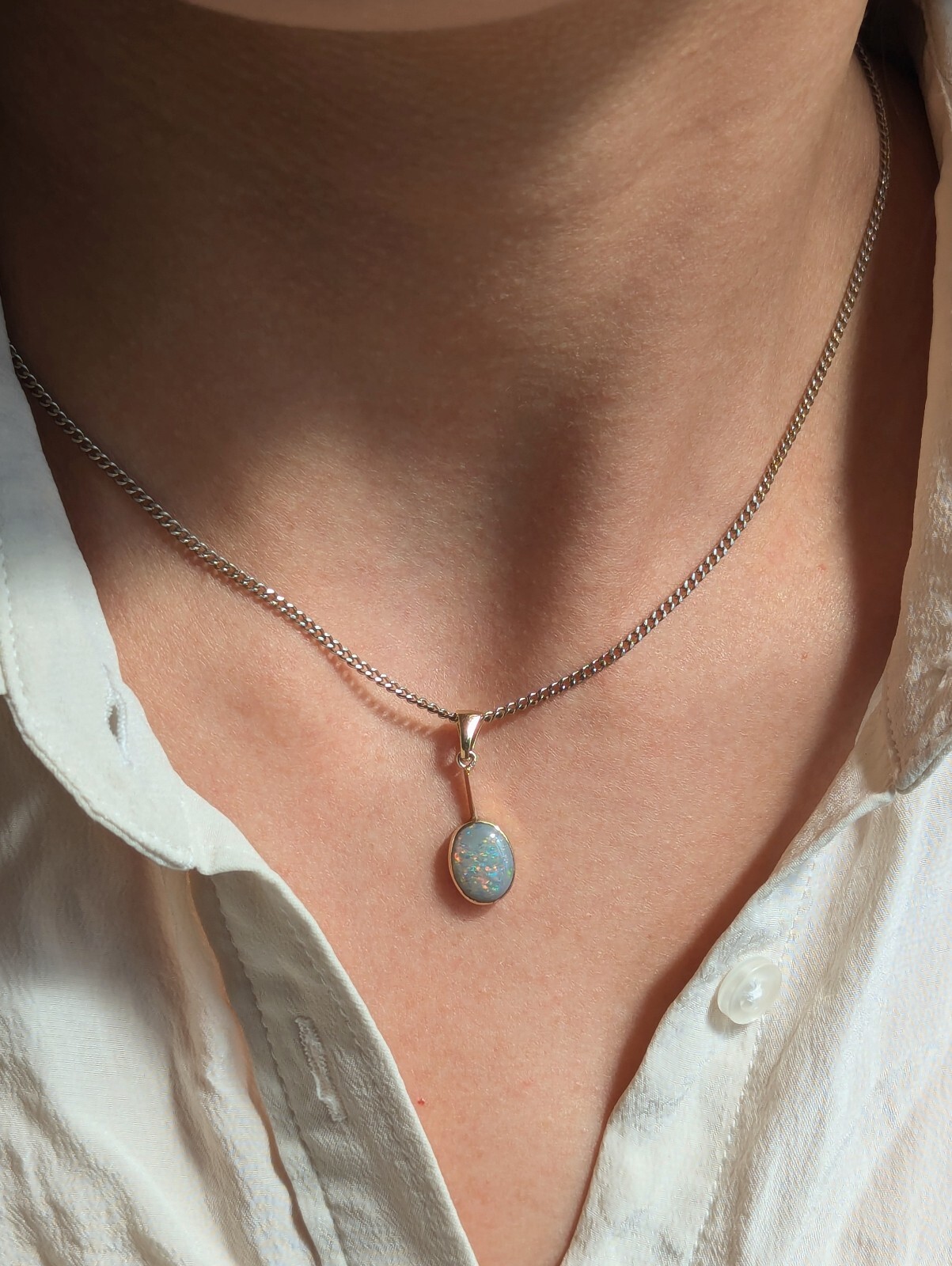 Antique Edwardian 1.4ct Solid Back Opal 9ct Gold … - image 3