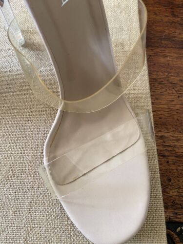 Top Moda Womens Clear Strap Block Heel Sandals Slip On - Picture 3 of 7