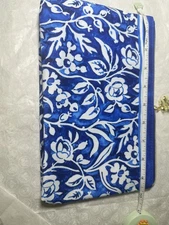 Estee Lauder Makeup Cosmetic Bag Blue & White Flowers  10 x 6 inches
