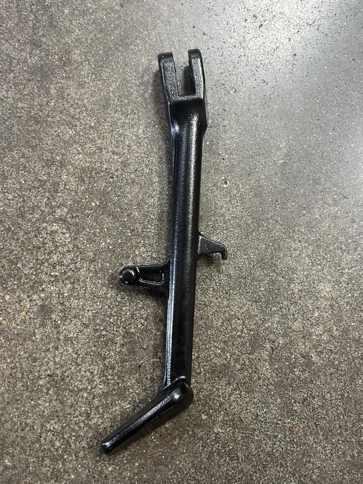 18-25 Honda Goldwing GL1800 GL 1800 GENUINO Soporte de montaje lateral Pedal Clavija Pata de cabra Foto 2 de 2