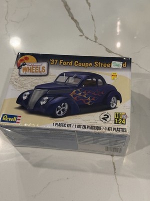 Revell '37 Ford Coupe Street Rod 1/24 Model Kit 85-4097 NEW inFactory Sealed Box