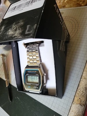 Armitron Sport Retro 70er Germany Digital-Chronograph Dual Silber TopRunning  - Bild 1 von 2
