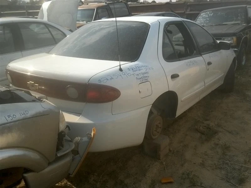 Used Front Left Door Window Regulator Front fits: 2004 Chevrolet Cavalier manual - Image 4 of 4