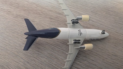 Herpa Wings 1:500 Airbus A310-300 Royal 501040 - Picture 11 of 12