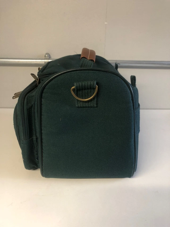 Gullivers Camera & Accessors Travel Bag Green - Medium Sized With Shoulder Strap - Image 3 of 4