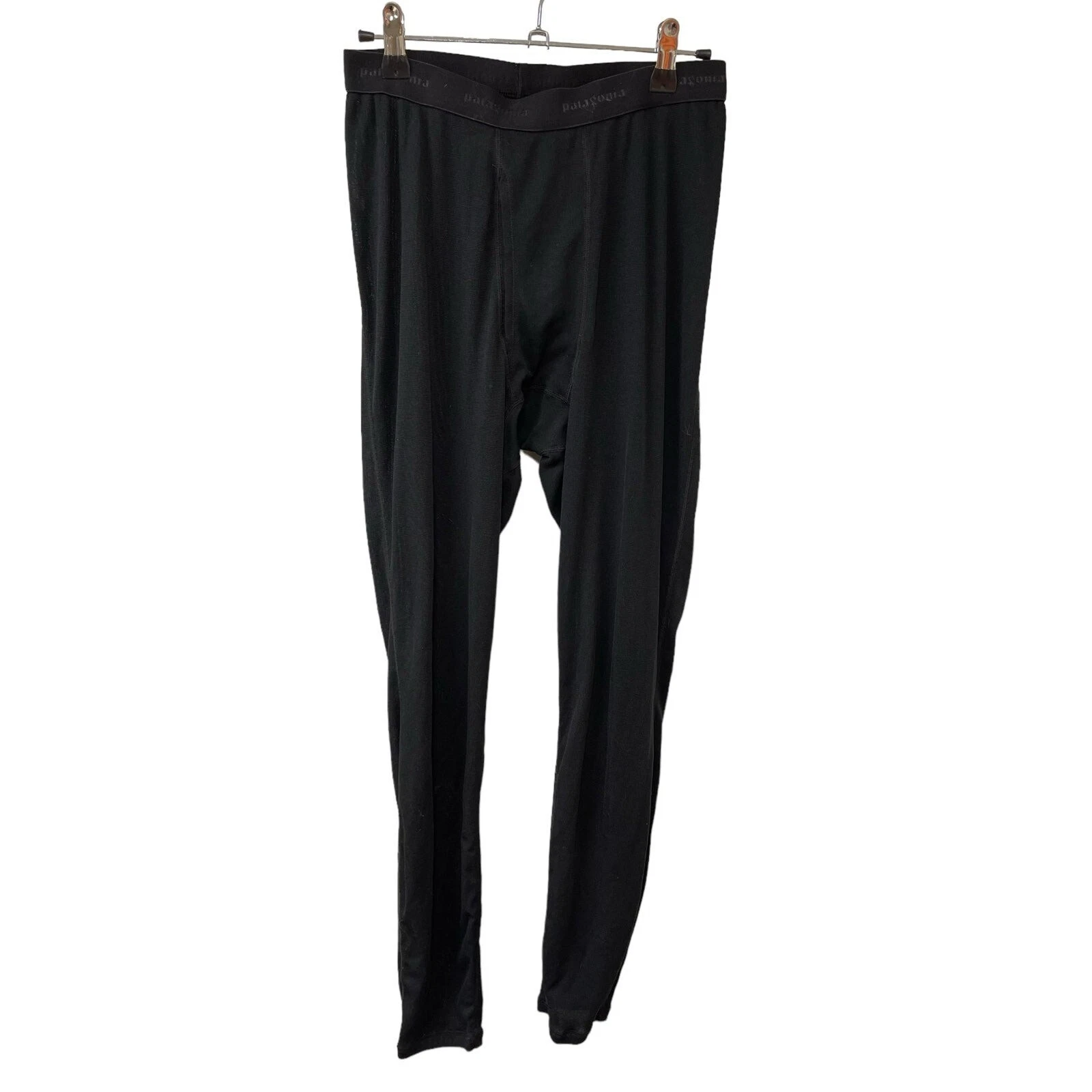 Patagonia Performance Base Layer Capilene Men’s Size Medium Black
