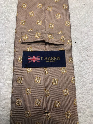 T HARRIS MENS TIE BEIGE WITH GOLD 3.5 X 61 - Picture 4 of 4