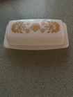 Vintage Pyrex Butter Dish White Milk Glass Butterfly Floral excellent 7X3.5