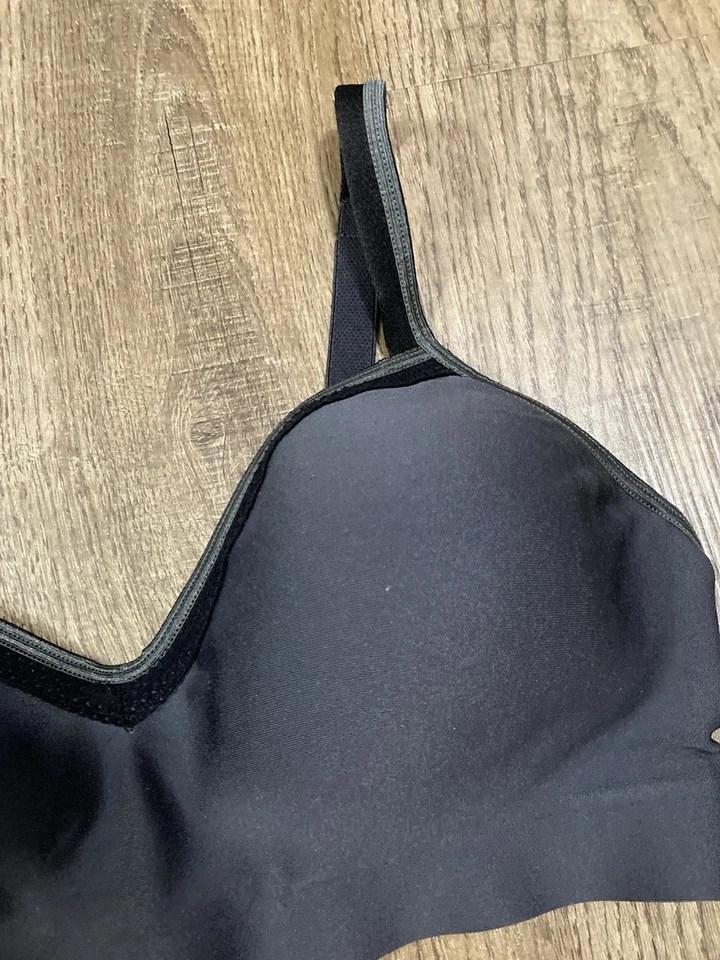 Hanes Dark Gray Wireless Comfort Bra Size Large  - Image 2 of 4