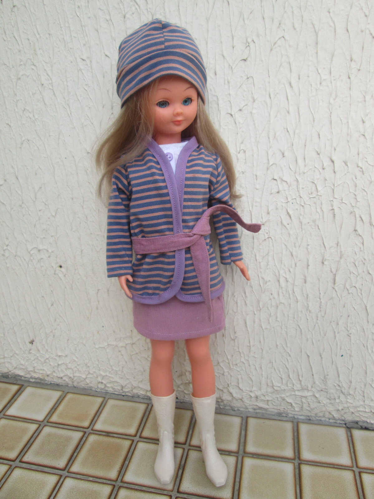 jacket + skirt + blouse + hat for Many, little sister of Cathie Bella, new