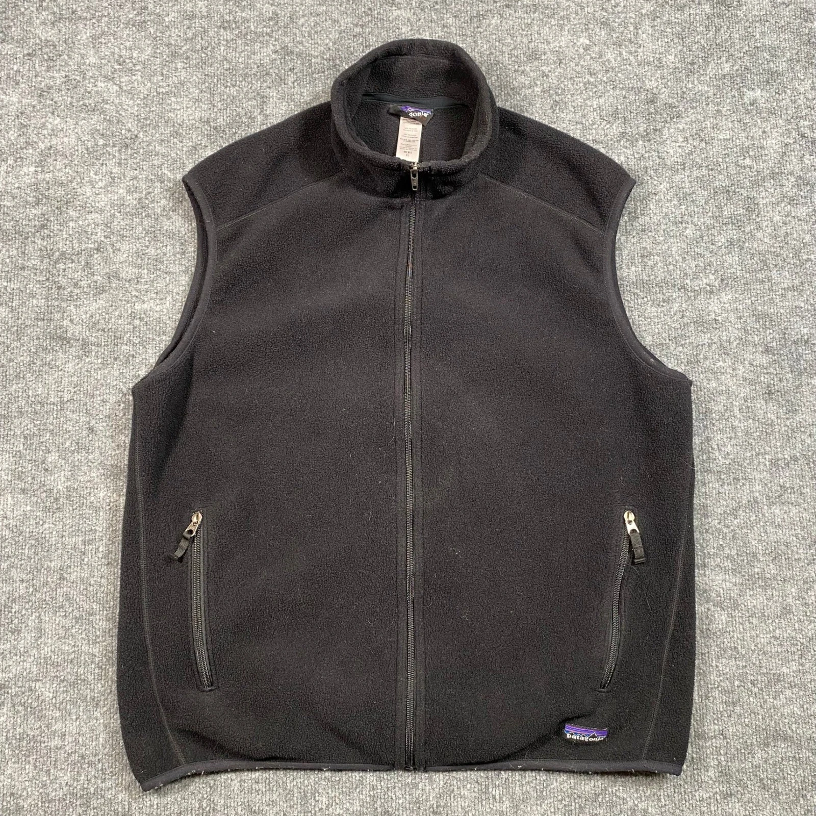 Patagonia Synchilla Fleece Vest Mens XL Black Full Zip Outdoor Hiking Layering