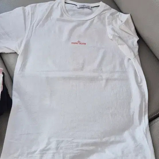 Stone Island T-shirt L - 2 pcs, Men's Size L, Pre-Owned thumbnail 3