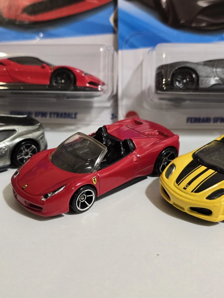 Hot Wheels lote de 4 sueltos 3 en tarjeta FERRARI Foto 4 de 4