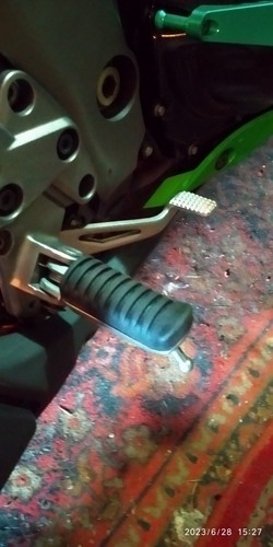Front Footrest Foot Pegs Rubber For KAWASAKI Versys 650 1000 Ninja 400 650 1000 - Picture 21 of 24