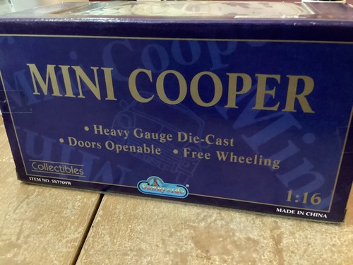 Sunnyside 1/16 Scale Mini Cooper rally black/white - in Box - Picture 2 of 4