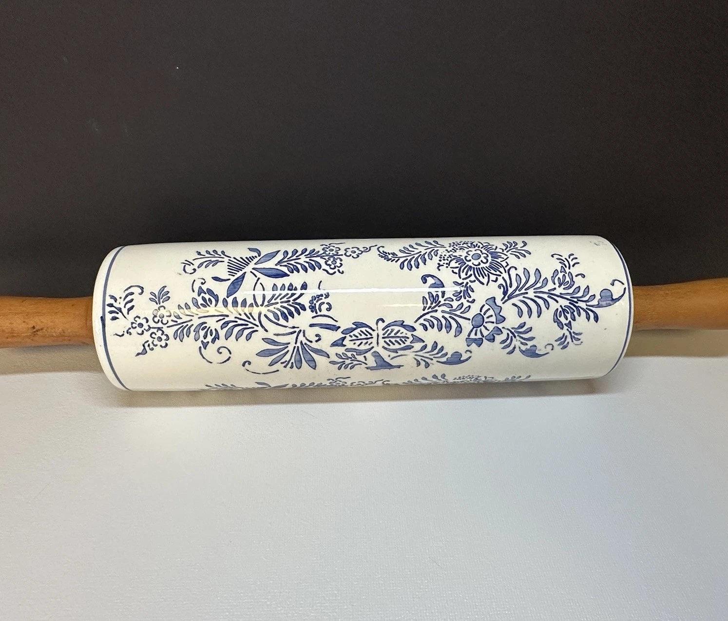 Vtg Rolling Pin Ceramic Floral Blue White Wood Handles Germany Blue Onion
Opens in a new window or t