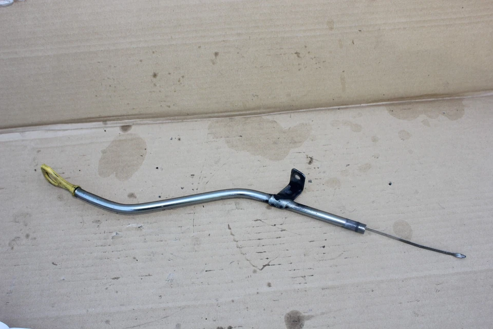 Vareta de óleo de motor OEM com tubo de 2016 Hyundai Accent 1.6 (B60) - Imagem 2 de 4