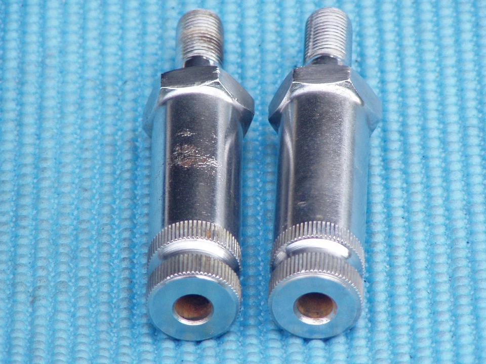 Болты штоков переднего поворотника 75-76 Honda CB750 CB550 - Изображение 2 из 4