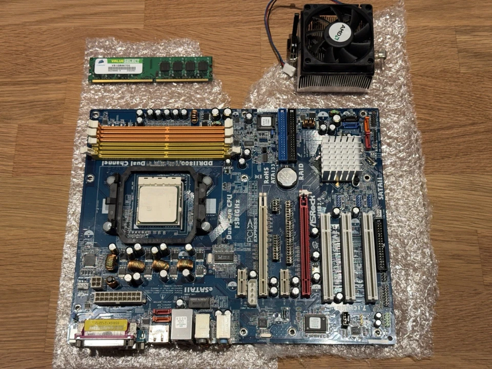 scheda madre AM2XLI-eSATA2 + cpu AMD ATHLON 64 + Ram Corsair 1GB DDR2 VS1GB667D2 - Immagine 2 di 4