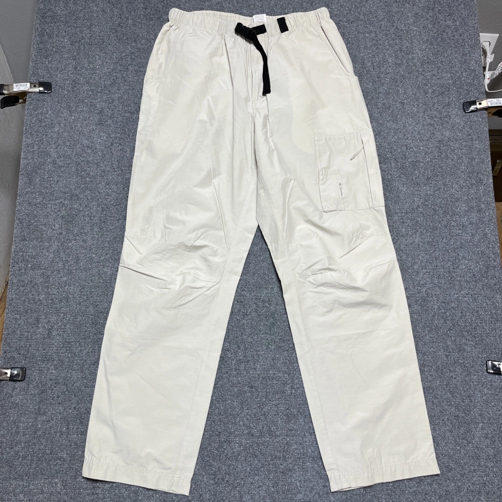 Columbia Performance Chino Pants Men’s Medium, Quick Dry Outdoor. ￼426B6
Opens in a new window or ta