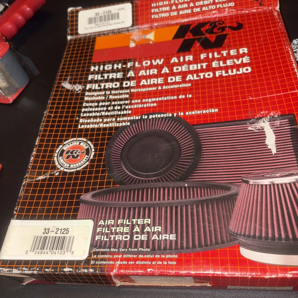 Filtro de aire del motor K&N 33-2125 para Passat 99-04 Quattro 1998-09 02-04 S6 00-02 S4 Foto 2 de 3