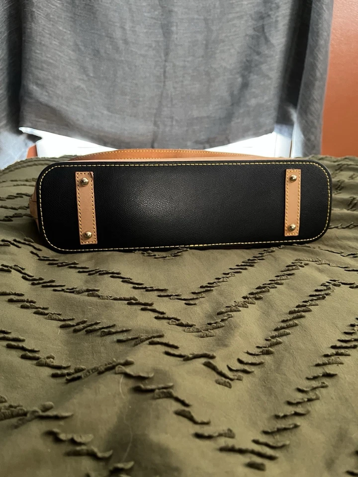 Bolsa de ombro Dooney & Bourke "Cynthia" em preto e marrom - Imagem 2 de 4