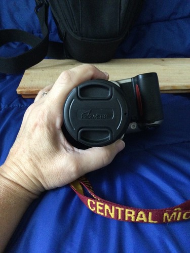 Nikon N65 Camera with Quantaray Lens and Carrying Case - Pre-owned - Picture 13 of 21