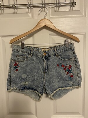 janina denim shorts cut off embroidered flowers womens size 6 Cp53
