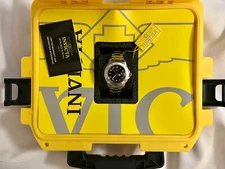Invicta Pro Diver Men's Watch - 40mm, Steel Black dial (34022) & Collector Box