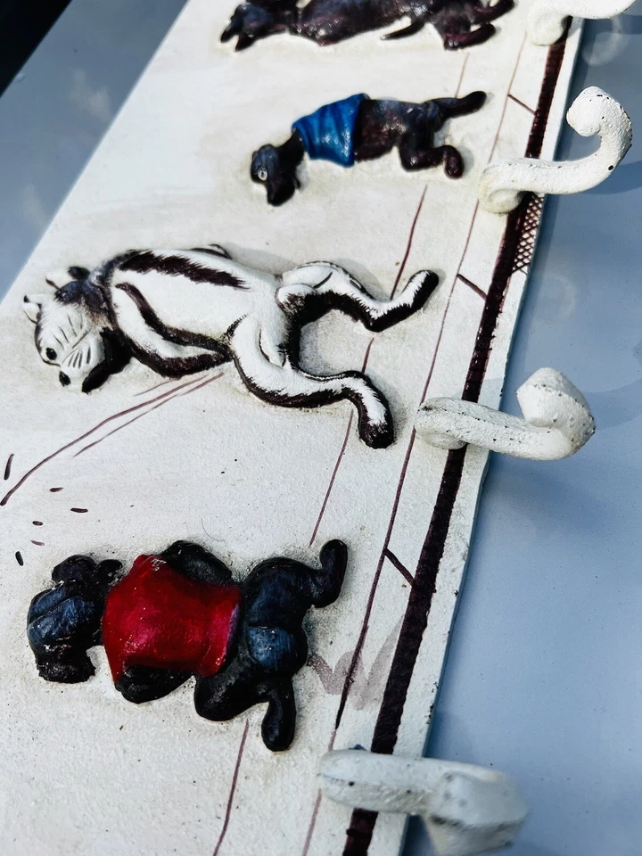 Boris O’Klein Style Dirty Dogs Cast Iron Hall Peg Hanger - Image 2 of 4