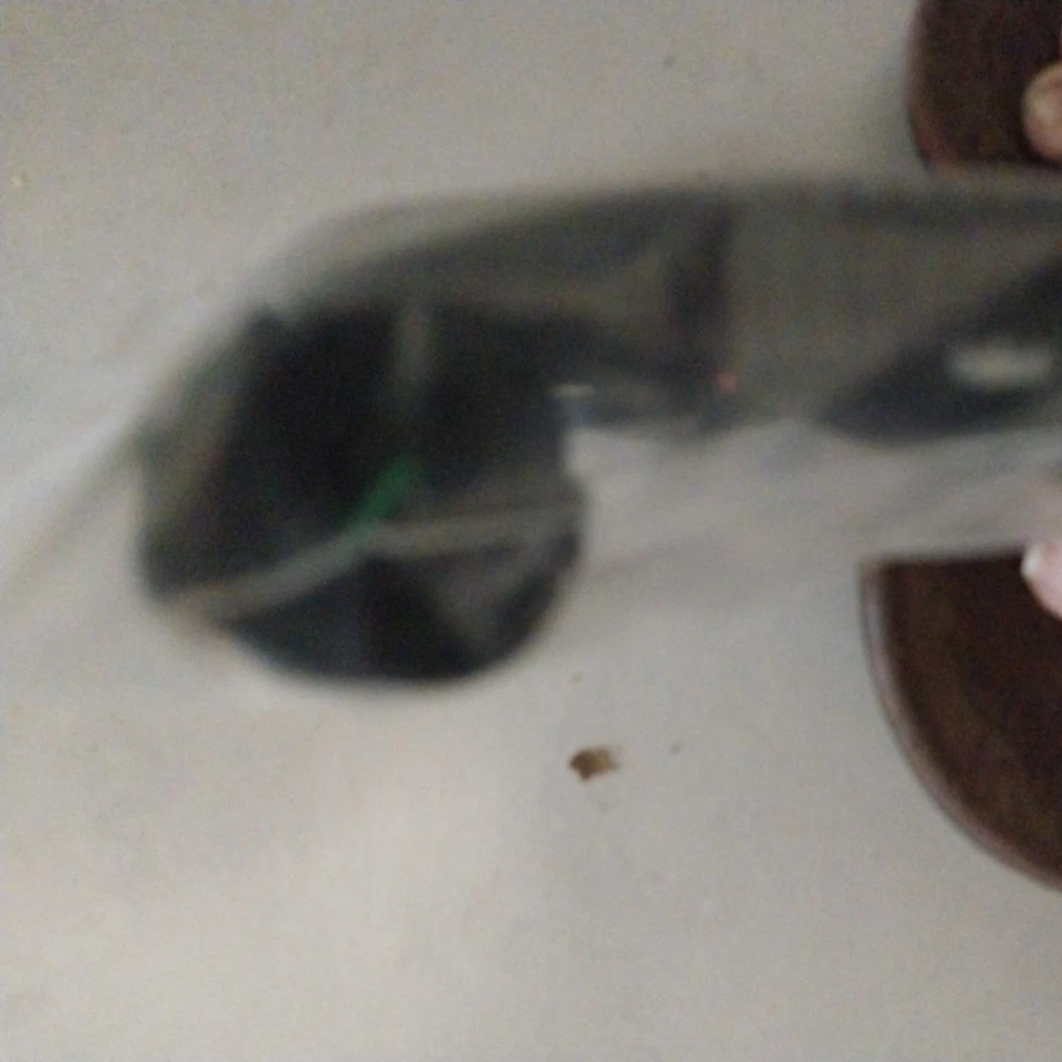 GENUINE BRAND NEW CRANKSHAFT SENSOR SUITS HYUNDAI TERRACAN 2002-2008 3.5L - image 2 of 4