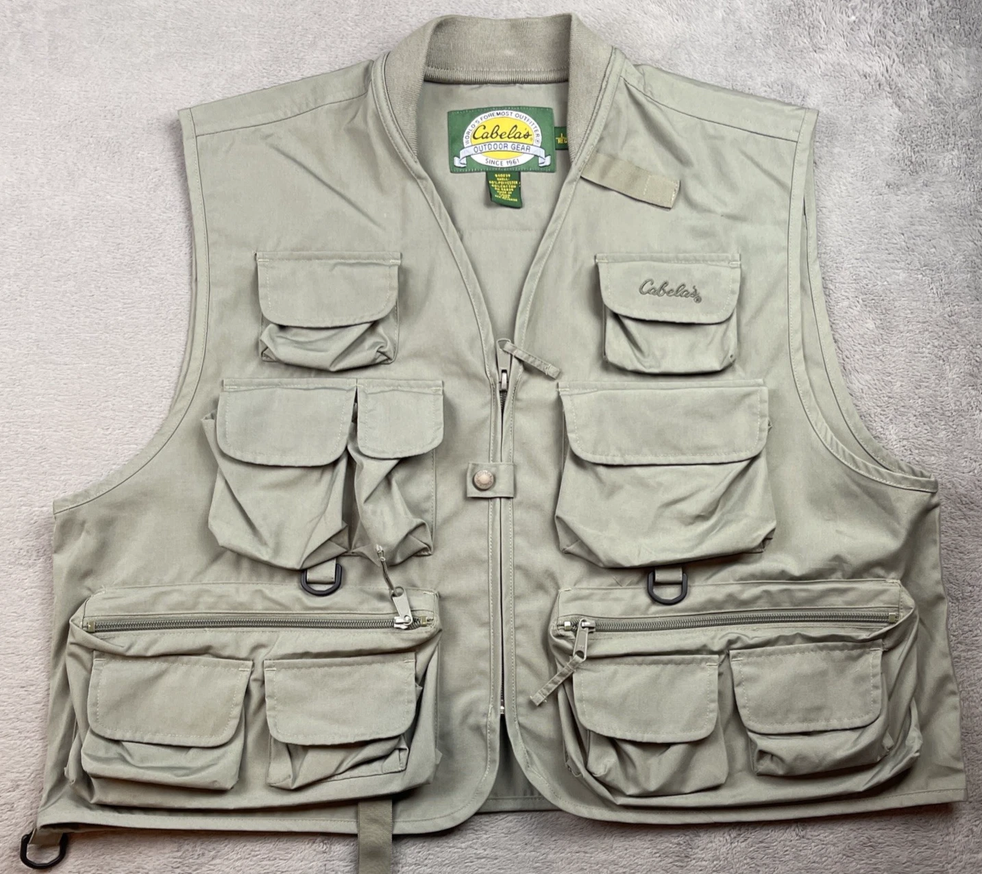 Cabela's Cargo Tech Fishing Utility Vest Outdoor Sport Fish Green L